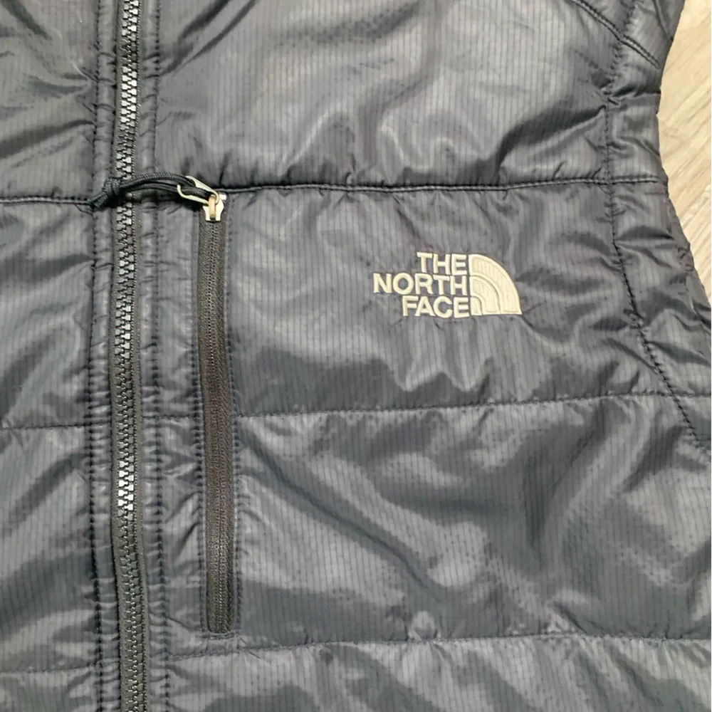The North Face Mens Black Puffer Vest XL Quilted Full Zip Outdoor Gilet‎
